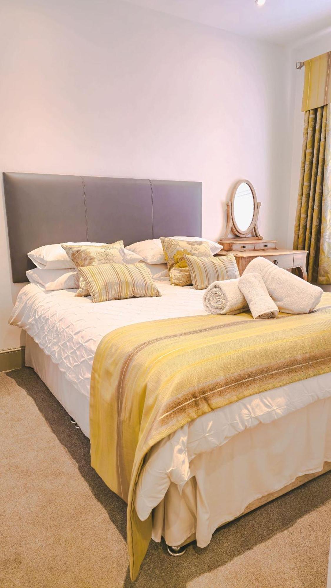 The Bat And Ball Bed & Breakfast Canterbury